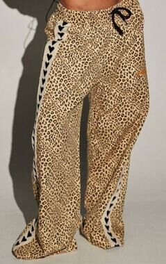 Sabbi Raving Hearts Drill Wide Leg Pants in Leopard Print Tan Beige XS